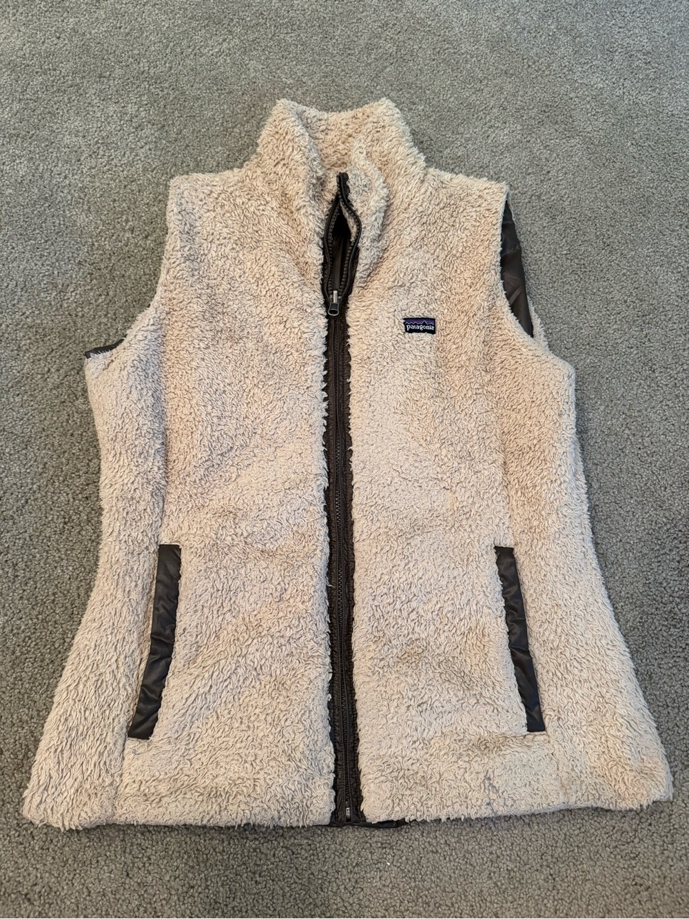 PATAGONIA Vest Women’s Size L Los Gatos Reversible Brown Fuzzy Warm Outdoor